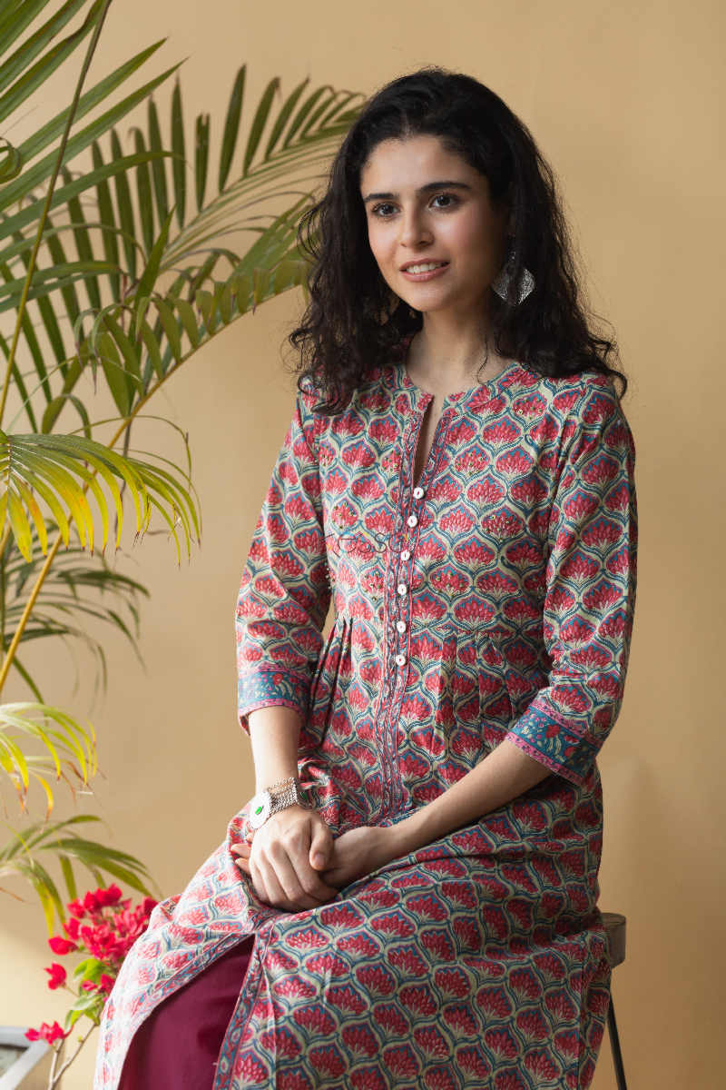 Image for Kusvaa Wsr174 Gul Hand Block Printed Kurta With Zari And Sequin Work Sitting