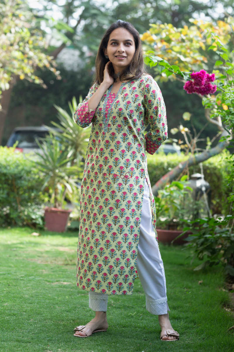 Image for Kusvaa Wsr176 Hillary Green Block Printed Straight Kurta 1 Look