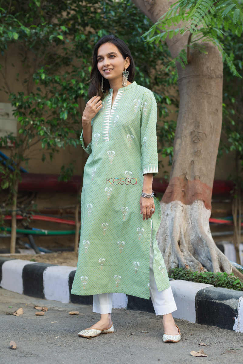 Image for Kusvaa Avdaf20 Highland Green Straight Fit Kurta Look