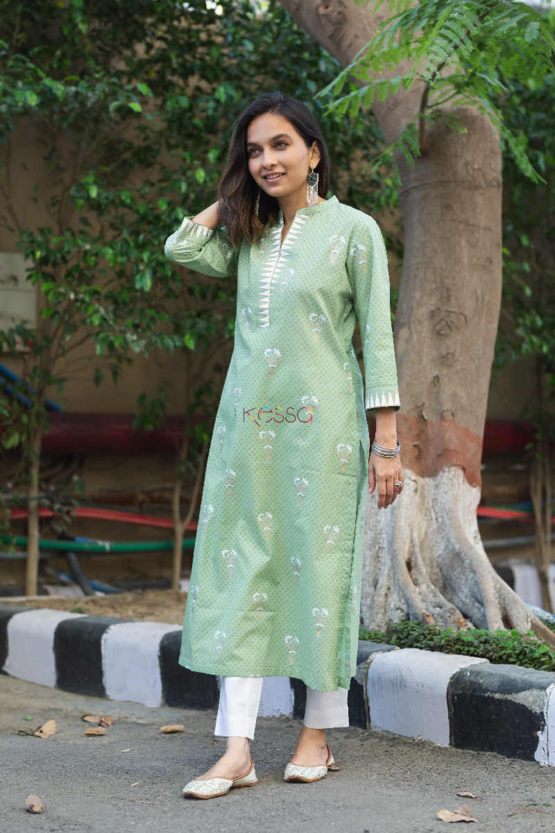 Image for Kusvaa Avdaf20 Highland Green Straight Fit Kurta Side