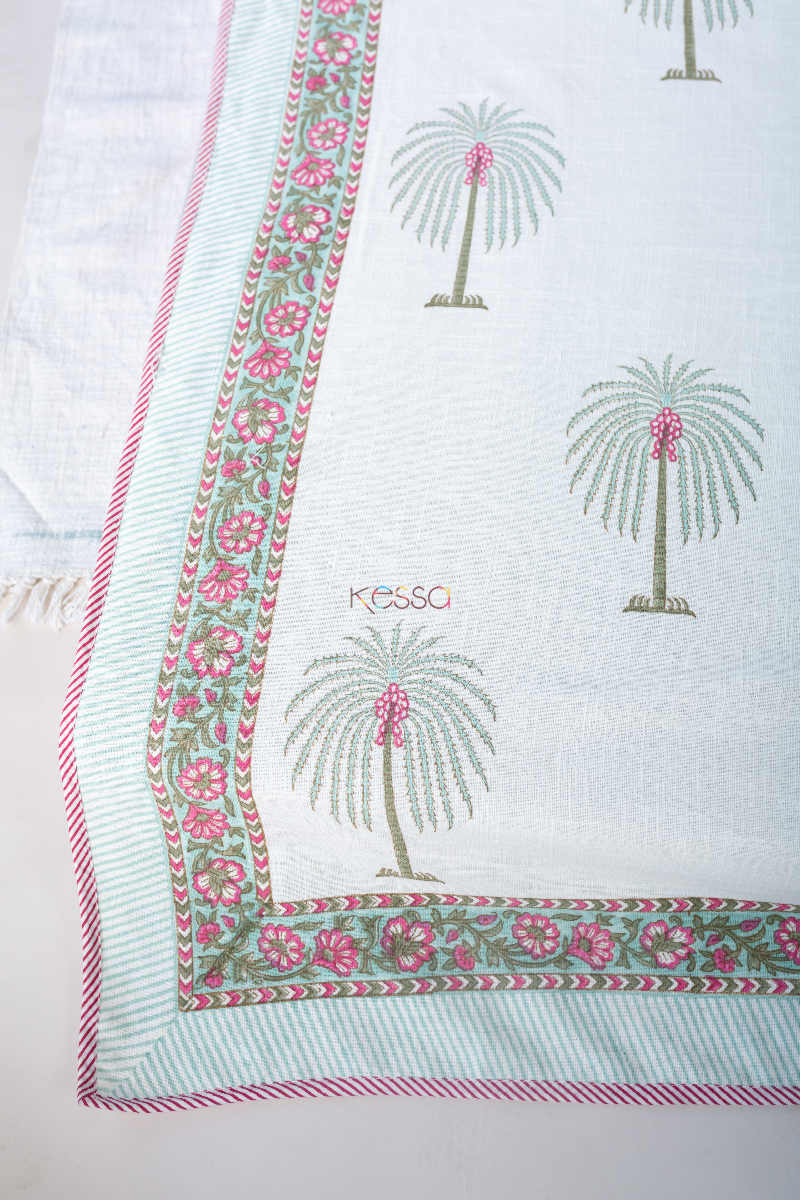 Image for Kusvaa Kab01 Geyser Tree Print Bed Cover Front