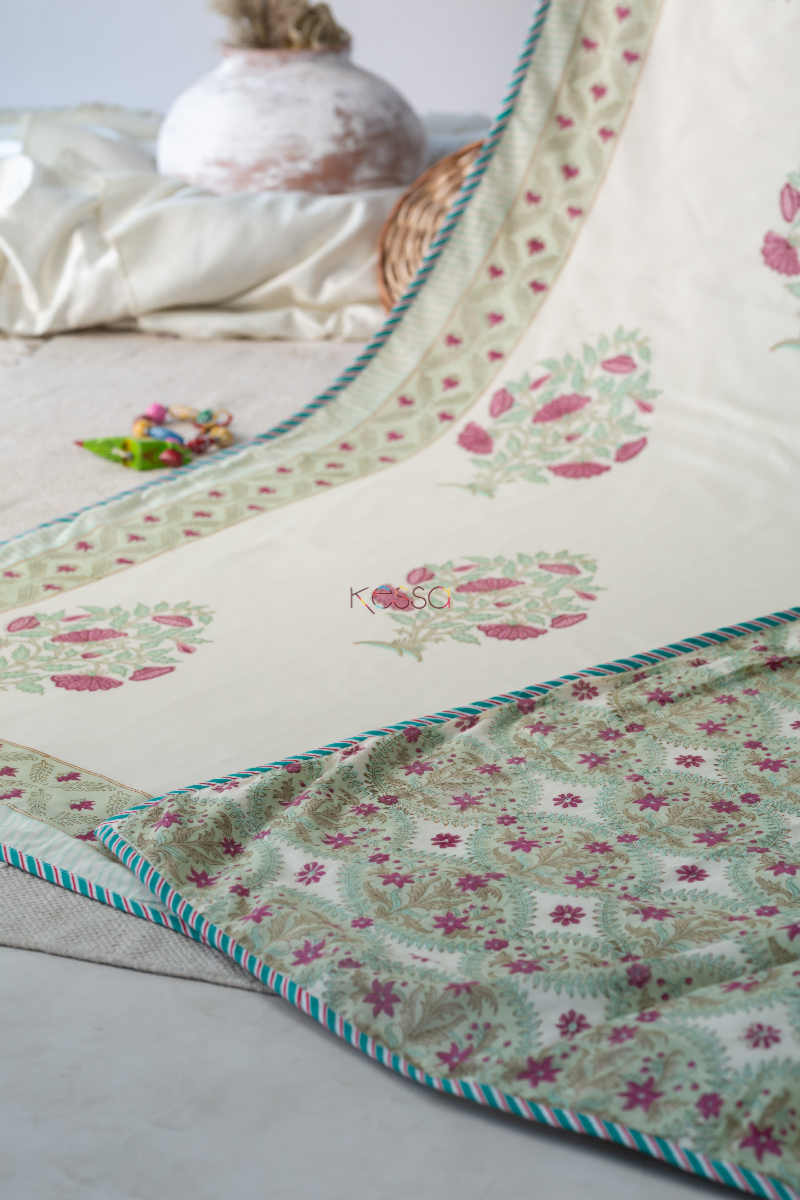 Image for Kusvaa Kad53 Pale Leaf Green Double Bed Dohar Closeup
