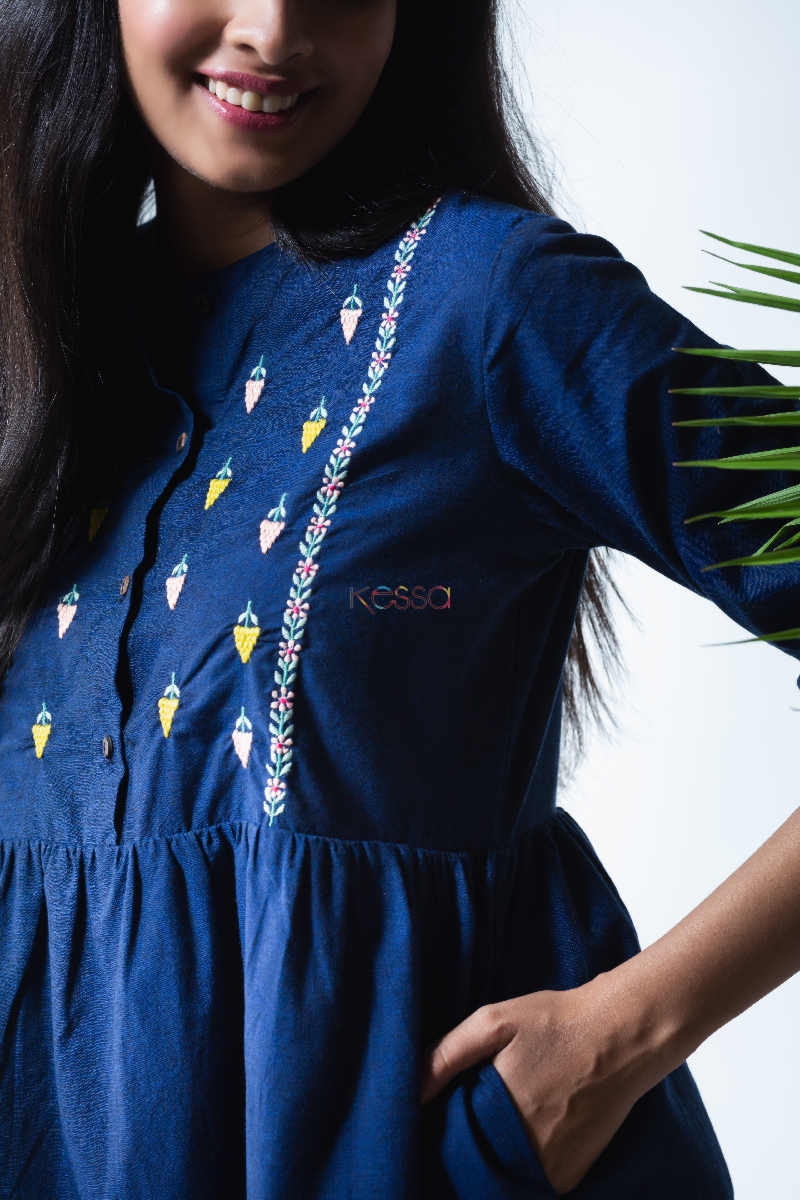 Image for Kusvaa Kcb01 Aparajita Handloom Cotton Dress Closeup