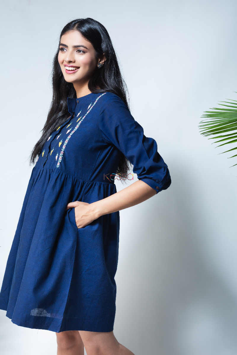 Image for Kusvaa Kcb01 Aparajita Handloom Cotton Dress Side