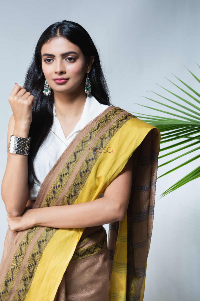 Image for Kusvaa Kuss05 Mrittikah Handwoven Cotton Saree Top