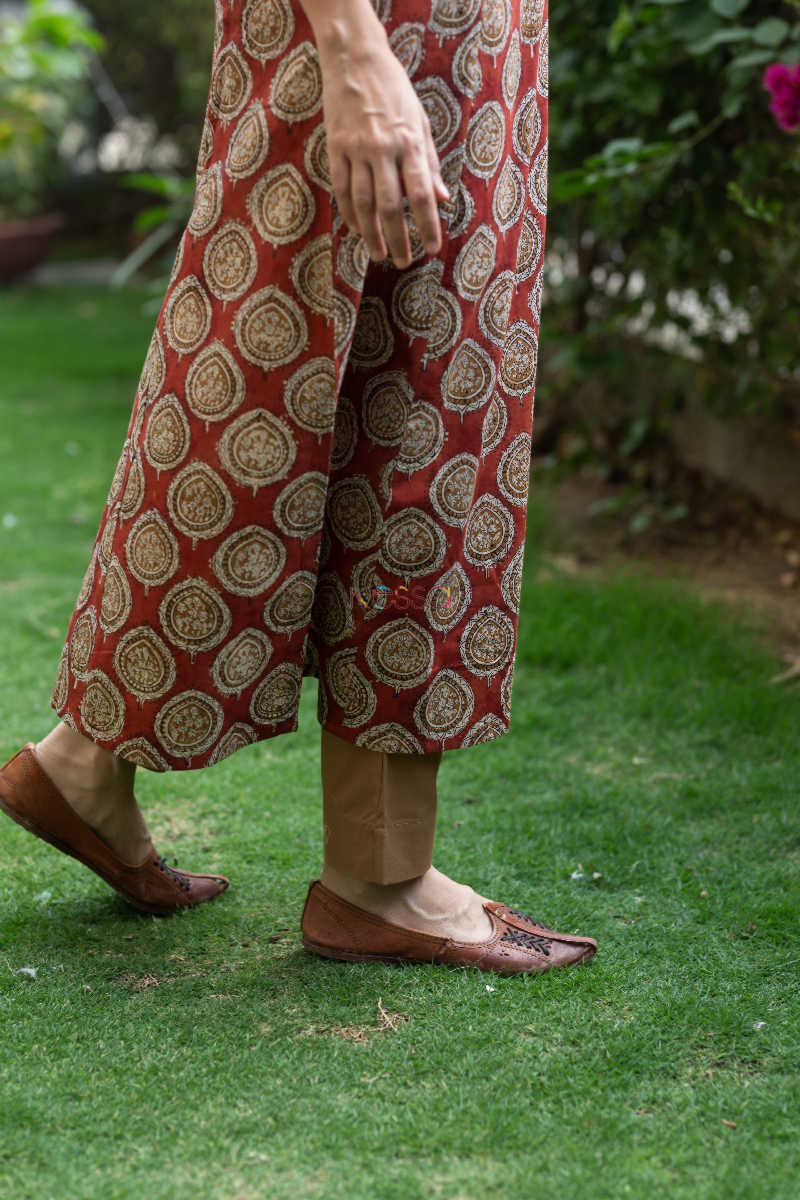 Image for Kusvaa Vcr27 Kusvaa Patram Cotton Angrakha Bagru Print Kurta 1 Bottom
