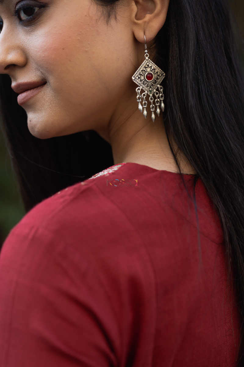 Image for Kusvaa Wsr178 Surkh Slub Cotton Kurta With Block Printed Chanderi Dupatta Earring