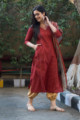 Image for Kusvaa Wsr178 Surkh Slub Cotton Kurta With Block Printed Chanderi Dupatta Look