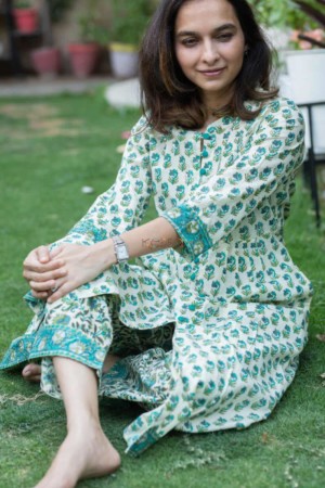 Image for Kusvaa Wsr Faded Jade Green Block Print Kurta Pant Set Featured