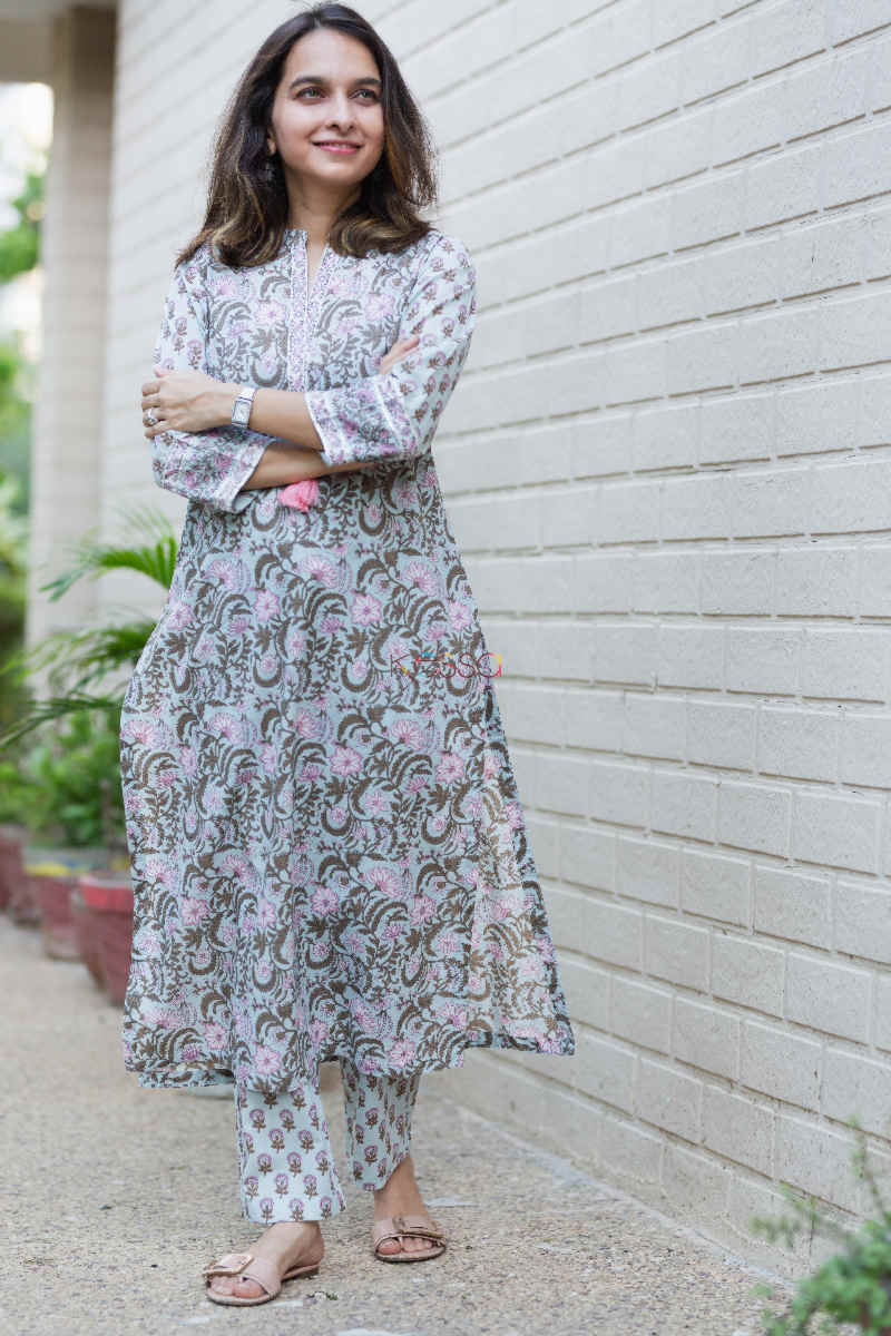 Image for Kusvaa Avdaf27 Mehak Straight Kurta Pant Set Front