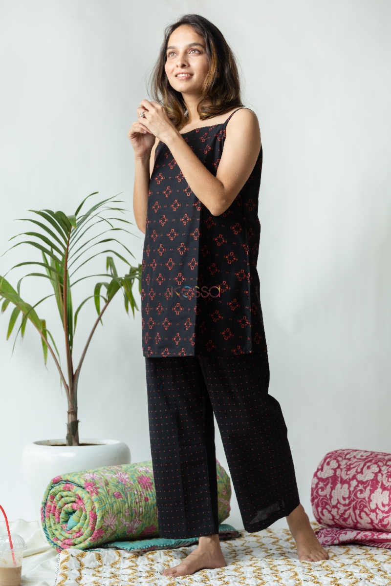 Image for Kusvaa De64 Lavanya Cotton Kurta Pajama Set Side