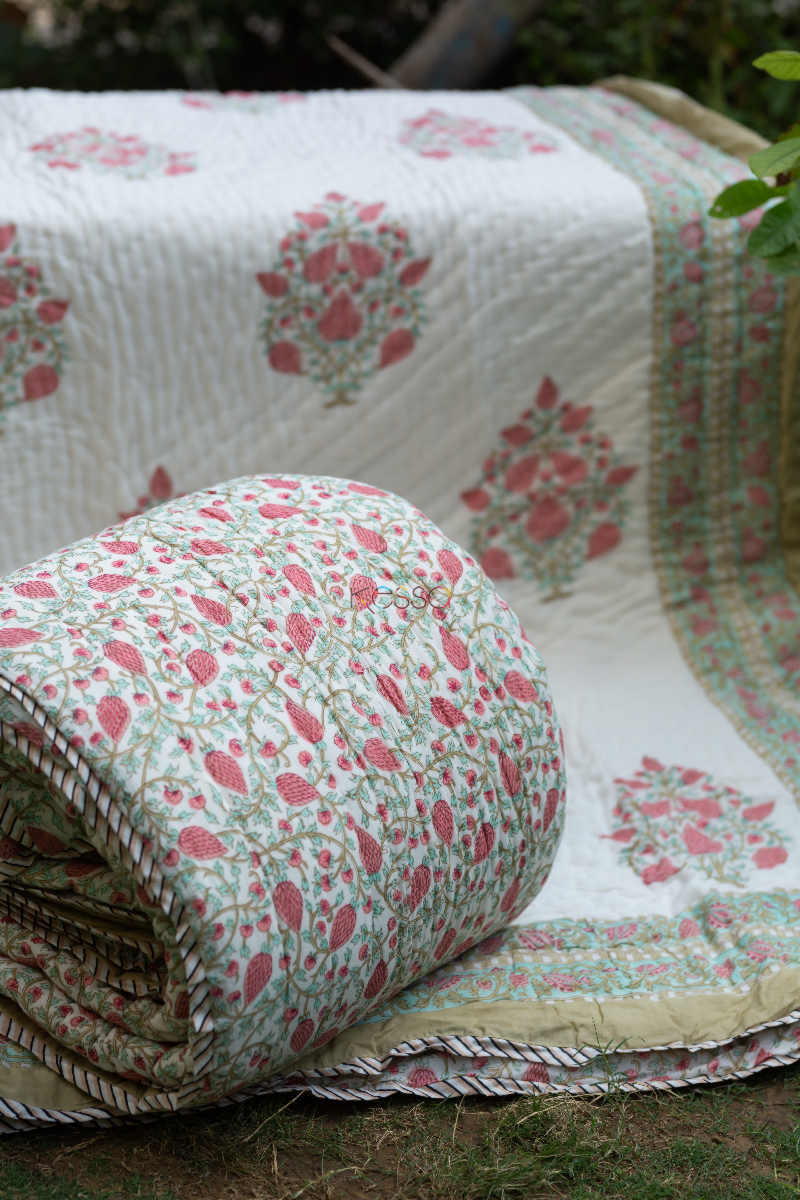 Image for Kusvaa Kaq122 Charm Pink Single Bed Quilt Featured