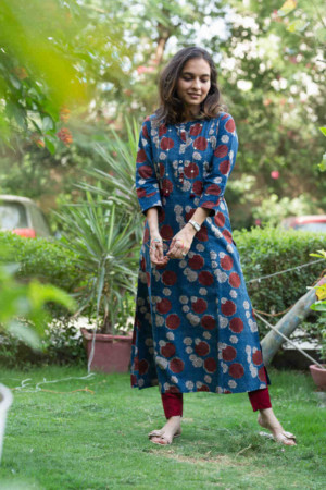 Image for Kusvaa Ws664 Chandrak Kurta With Ajrakh Print Featured 1