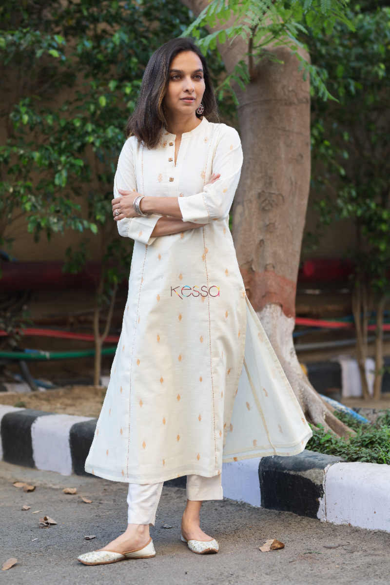 Image for Kusvaa Ws Kavri Kurta With Hand Kantha Work Front