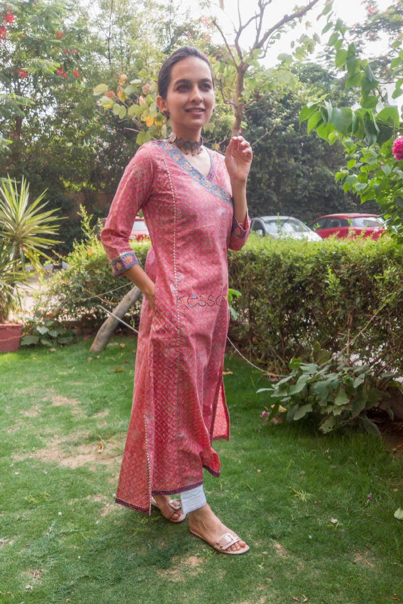 Image for Kusvaa Wsr182 Gulabo Cotton Angrakha With Adda Work Side