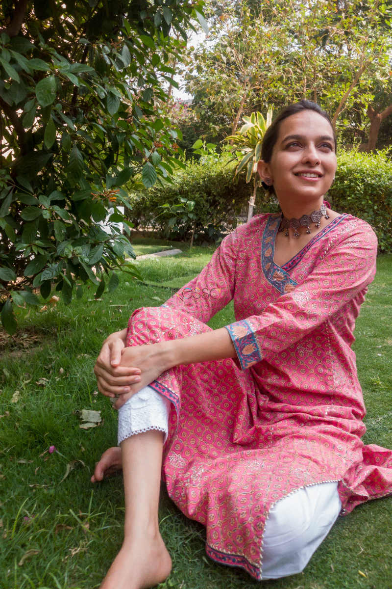 Image for Kusvaa Wsr182 Gulabo Cotton Angrakha With Adda Work Sitting 1