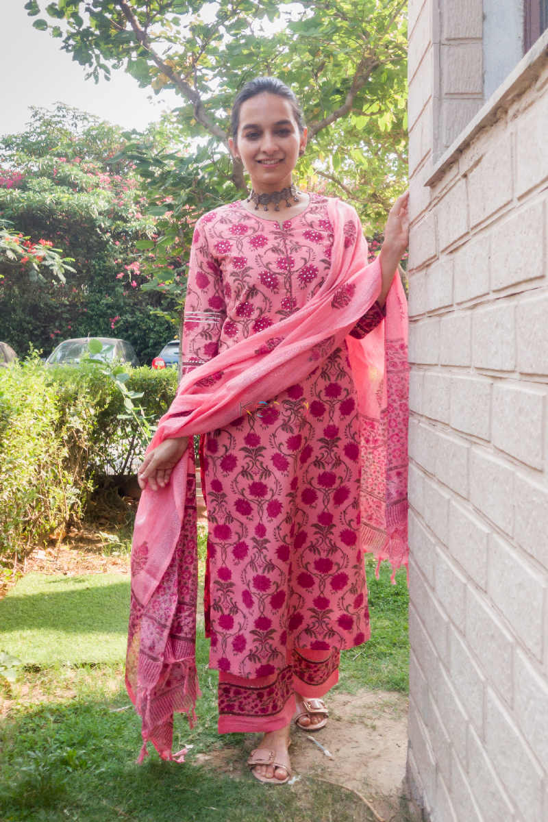 Image for Kusvaa Wsr183 Old Rose Gulzar Complete Set Front 1