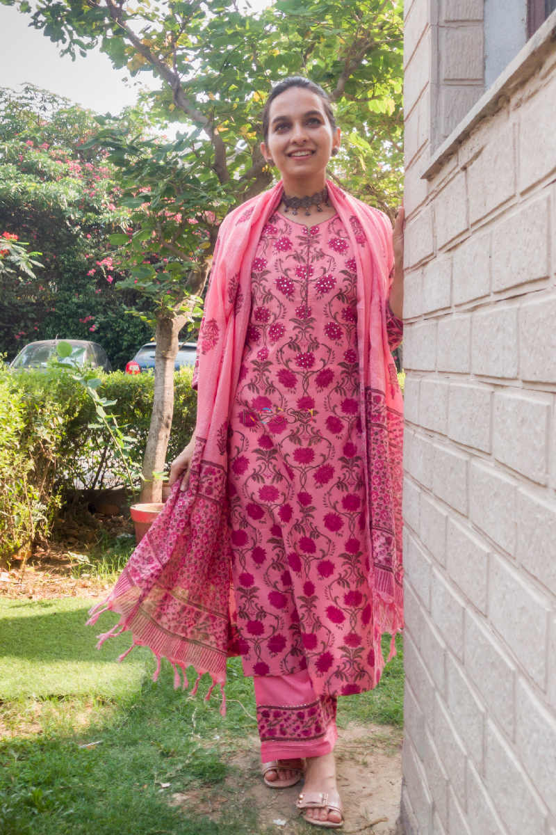 Image for Kusvaa Wsr183 Old Rose Gulzar Complete Set Look