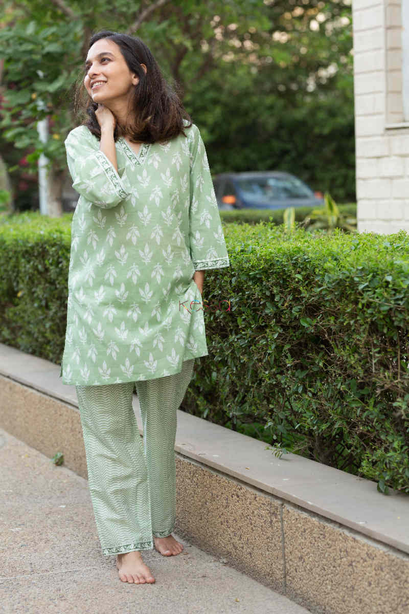 Image for Kusvaa De68 Pista Green Jammies Set Front