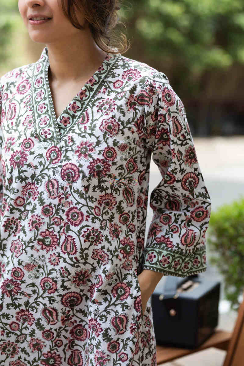 Image for Kusvaa De70 Junainah Cotton Nighty Neck