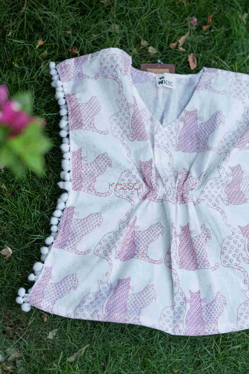 Image for Kusvaa Dek23 Billi Rani Kaftan With Cat Print For Kids Closeup