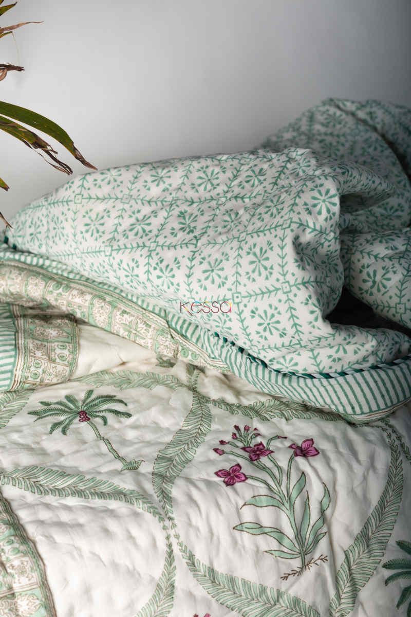Image for Kusvaa Kaq133 Sea Mist Green Single Bed Quilt Closeup