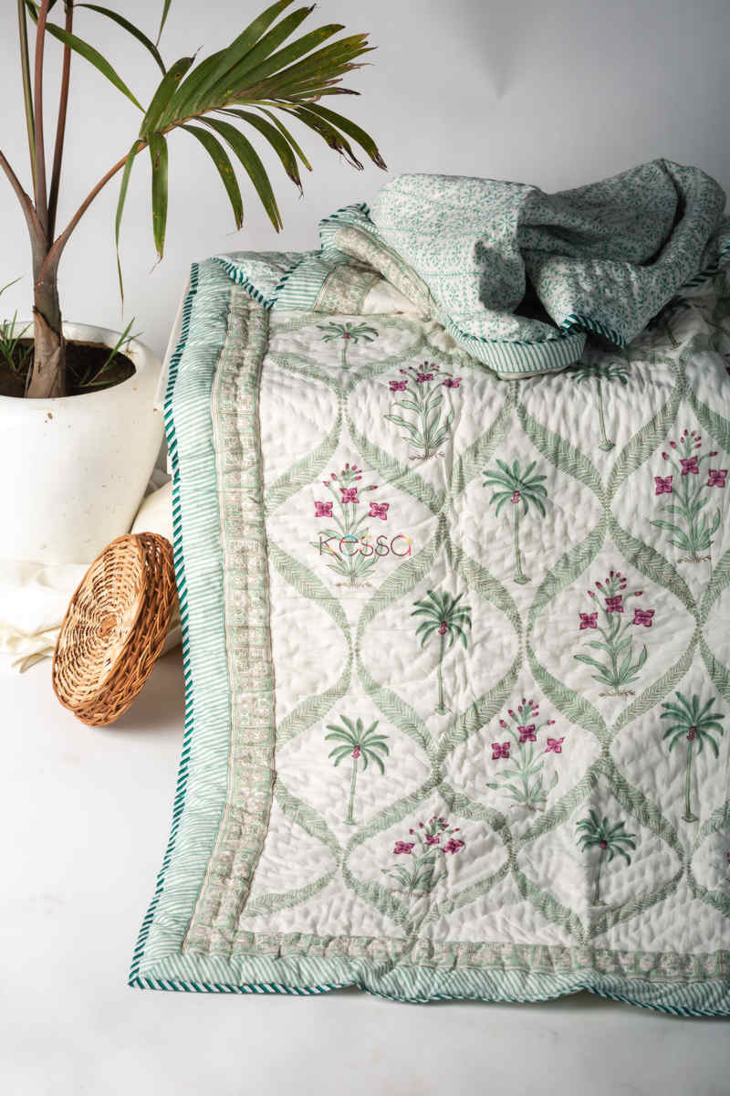 Image for Kusvaa Kaq133 Sea Mist Green Single Bed Quilt Featured