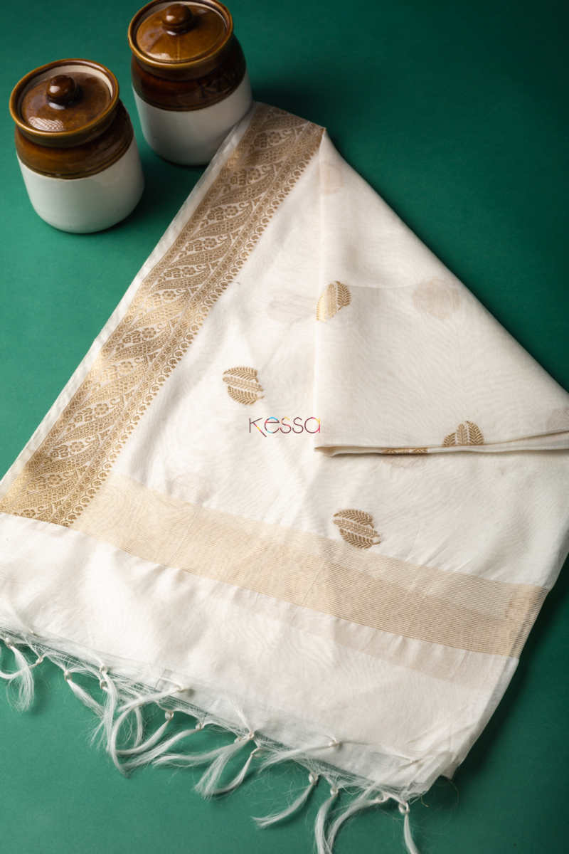 Image for Kusvaa Mtdupatta19 Rich Gold Zari Border Booti Dupatta Featured