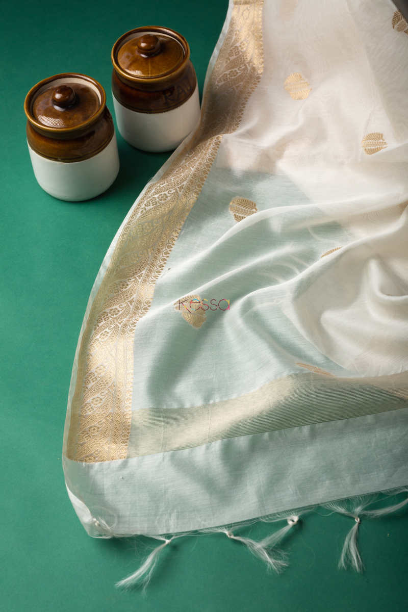 Image for Kusvaa Mtdupatta19 Rich Gold Zari Border Booti Dupatta Look 1