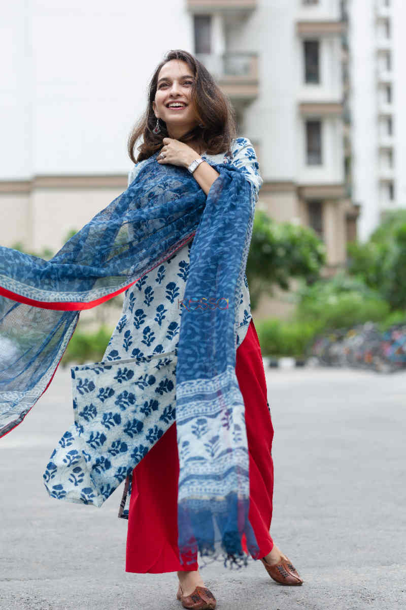 Image for Kusvaa Vcr39 Atashi Kurta And Dupatta Set With Bagru Print Look