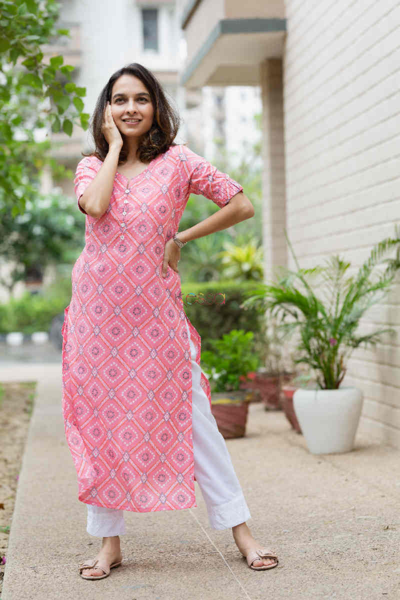Image for Kusvaa Vcr41 Pankhuri Straight Kurta Front