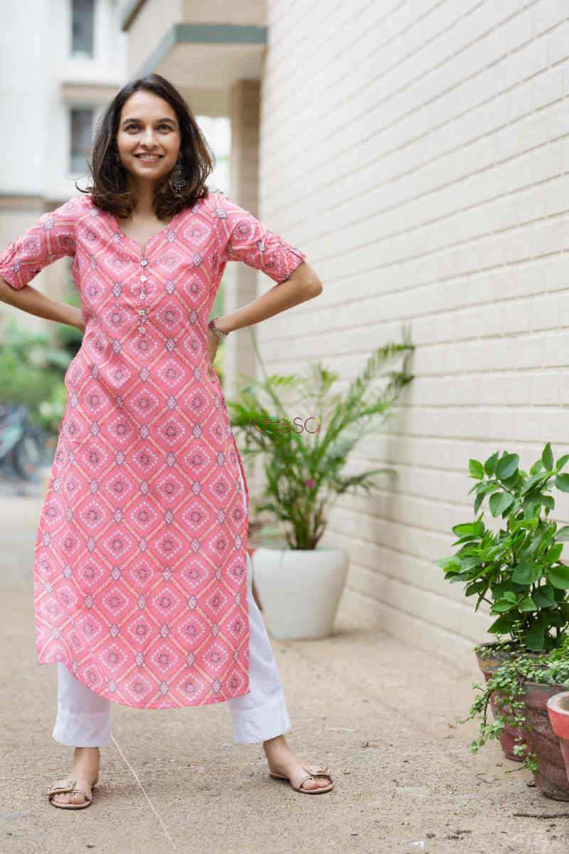 Image for Kusvaa Vcr41 Pankhuri Straight Kurta Look