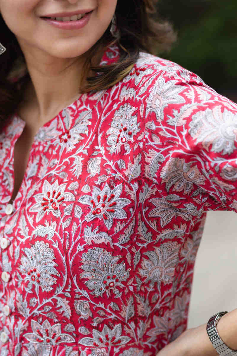 Image for Kusvaa Vcr43 Zaharah Kurta With Zari Mirror Work Neck