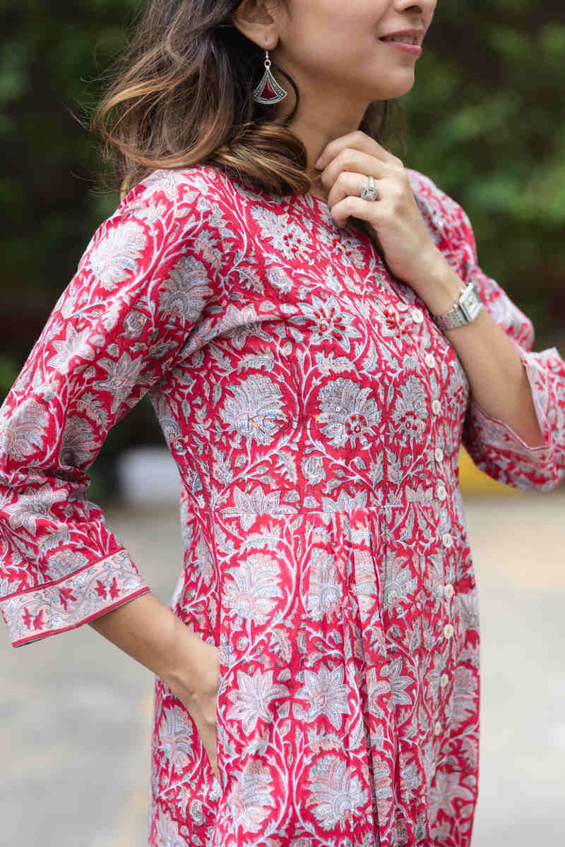 Image for Kusvaa Vcr43 Zaharah Kurta With Zari Mirror Work Side
