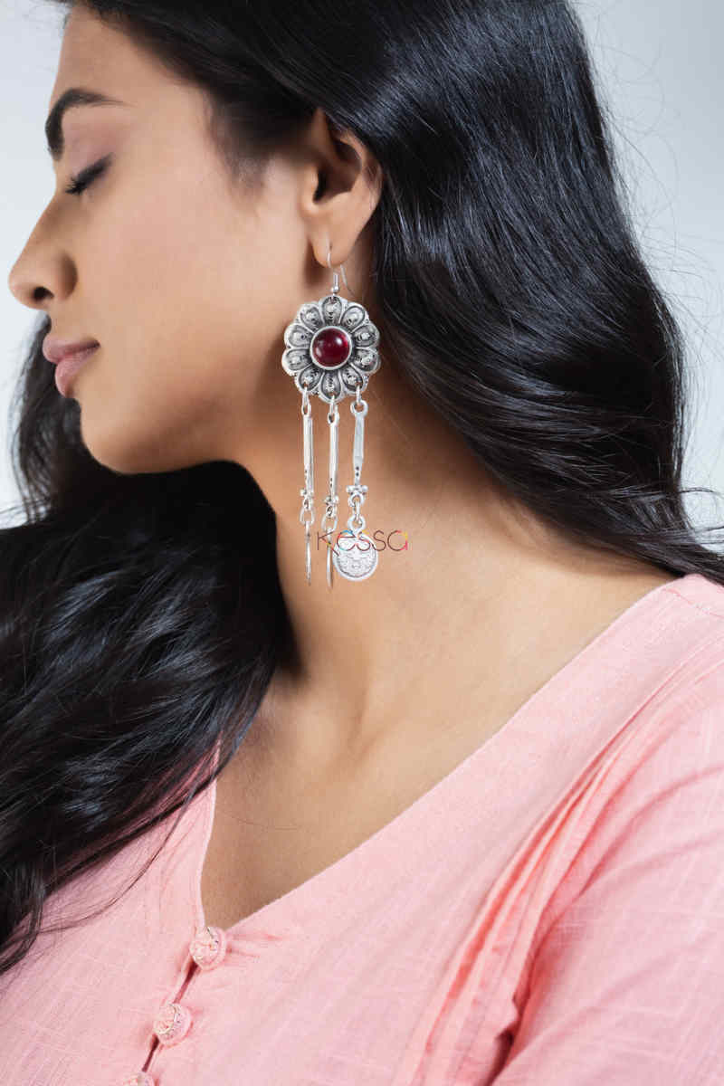 Image for Kusvaa Vcr45 Hamsini Straight Kurta With Handmade Buttons Earring