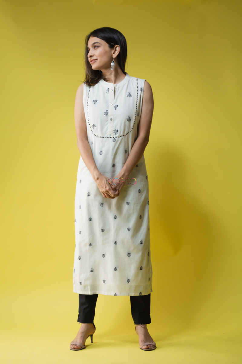 Image for Kusvaa Ws685 Yashna South Cotton Kurta Front