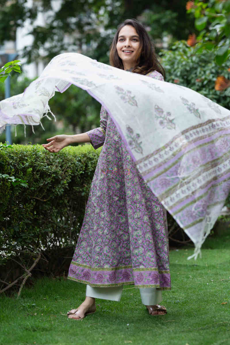 Image for Kusvaa Wsr190 Banafsha Anarkali And Dupatta Set With Hand Block Print Look
