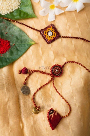 Image for Kusvaa Amcouple06 Bandhan Couples Rakhi Set Of Two Featured