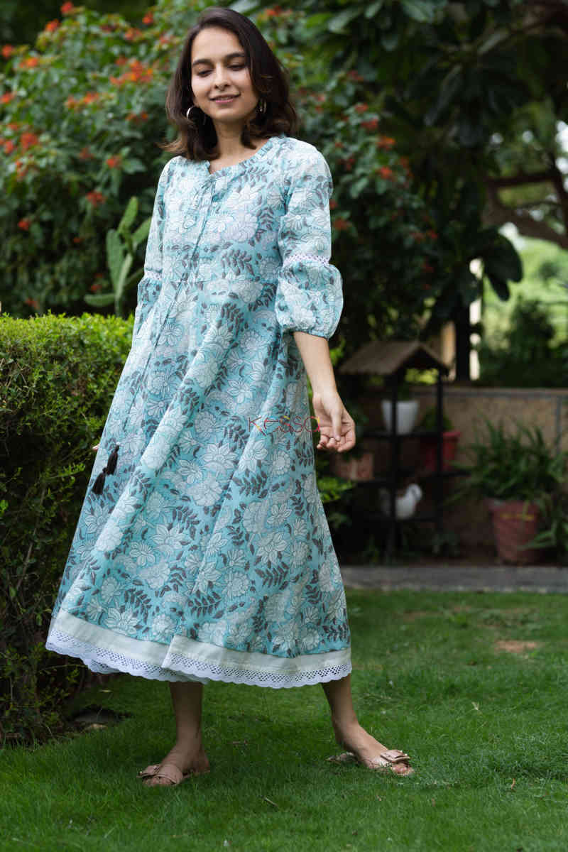 Image for Kusvaa Avdaf34 Aawanya Dress With Lace And Tassel Details Look 1