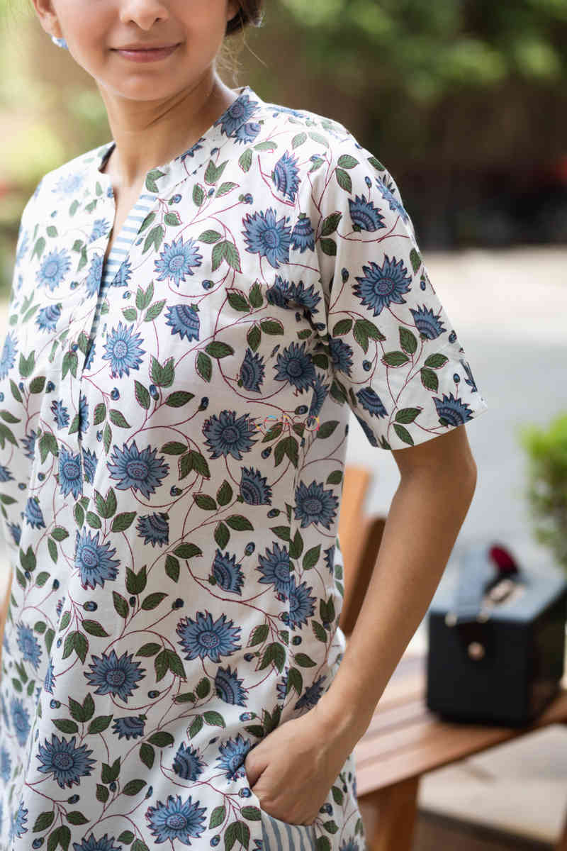 Image for Kusvaa De72 Pushkari Loungewear Set With Hand Block Print Side