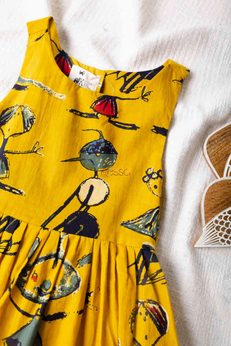 Image for Kusvaa Dek27 Ahlaad Frock With Quirky Prints Closeup