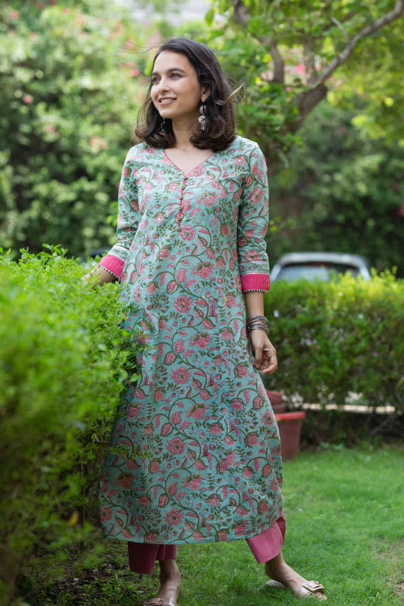 Image for Kusvaa Vcr49 Zaira Kurta With Zardosi Work Front 1