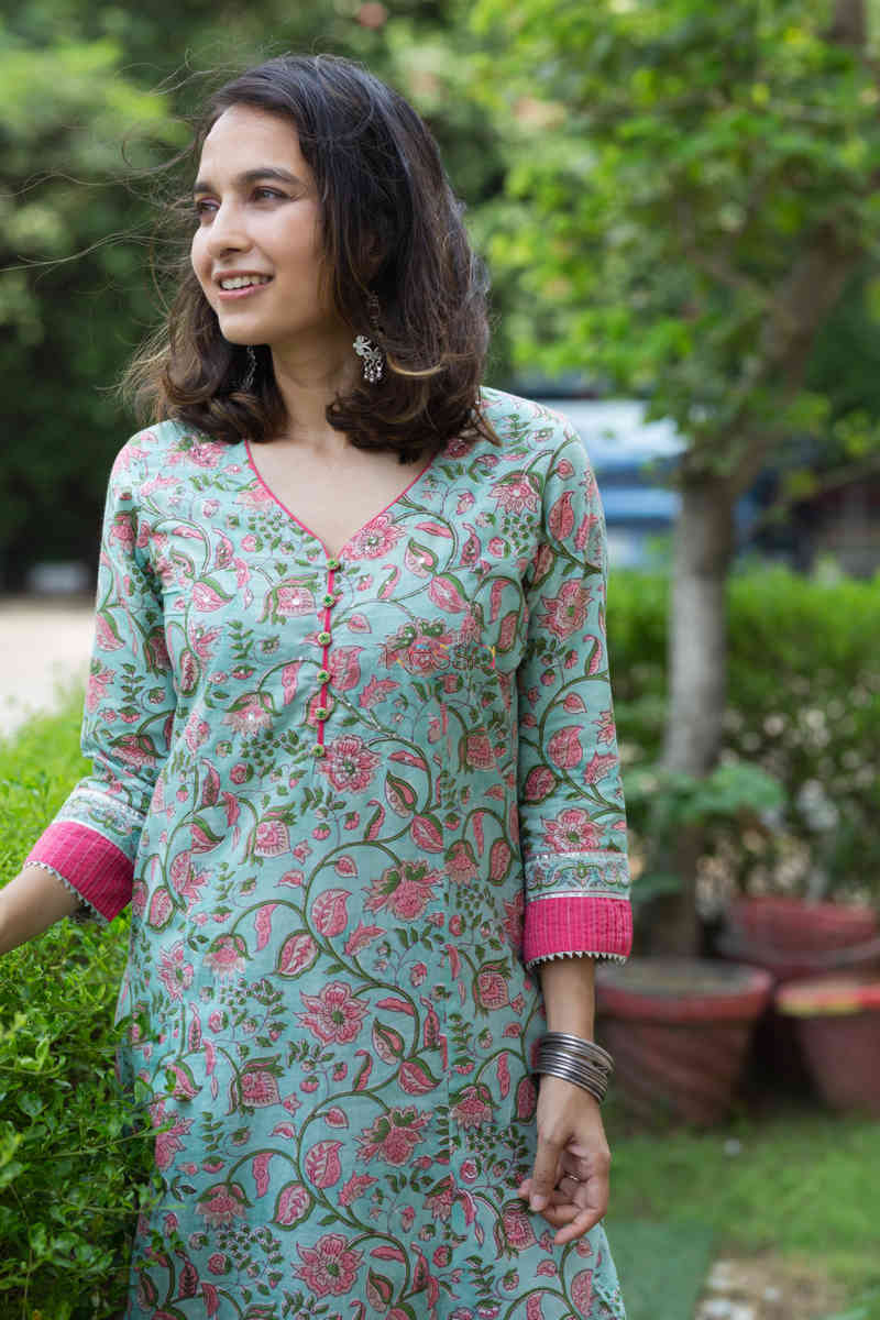 Image for Kusvaa Vcr49 Zaira Kurta With Zardosi Work Look 1