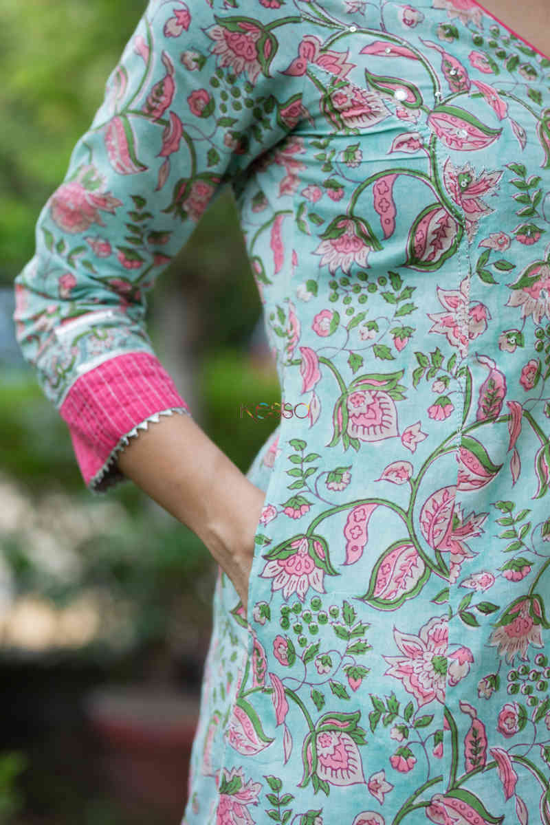 Image for Kusvaa Vcr49 Zaira Kurta With Zardosi Work Pocket