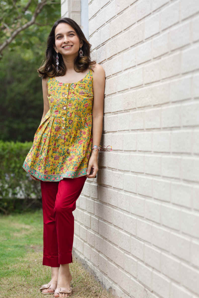 Image for Kusvaa Wsr201 Ziva Cotton Top With Hand Block Print Look 1