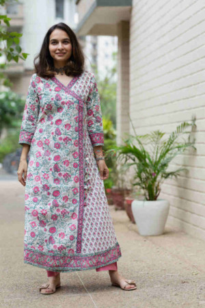 Image for Kusvaa Wsr203 Naazia Angrakha Kurta With Hand Block Print Featured