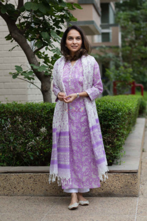 Image for Kusvaa Wsr204 Mushk Kurta Dupatta Set With Hand Block Print Featured