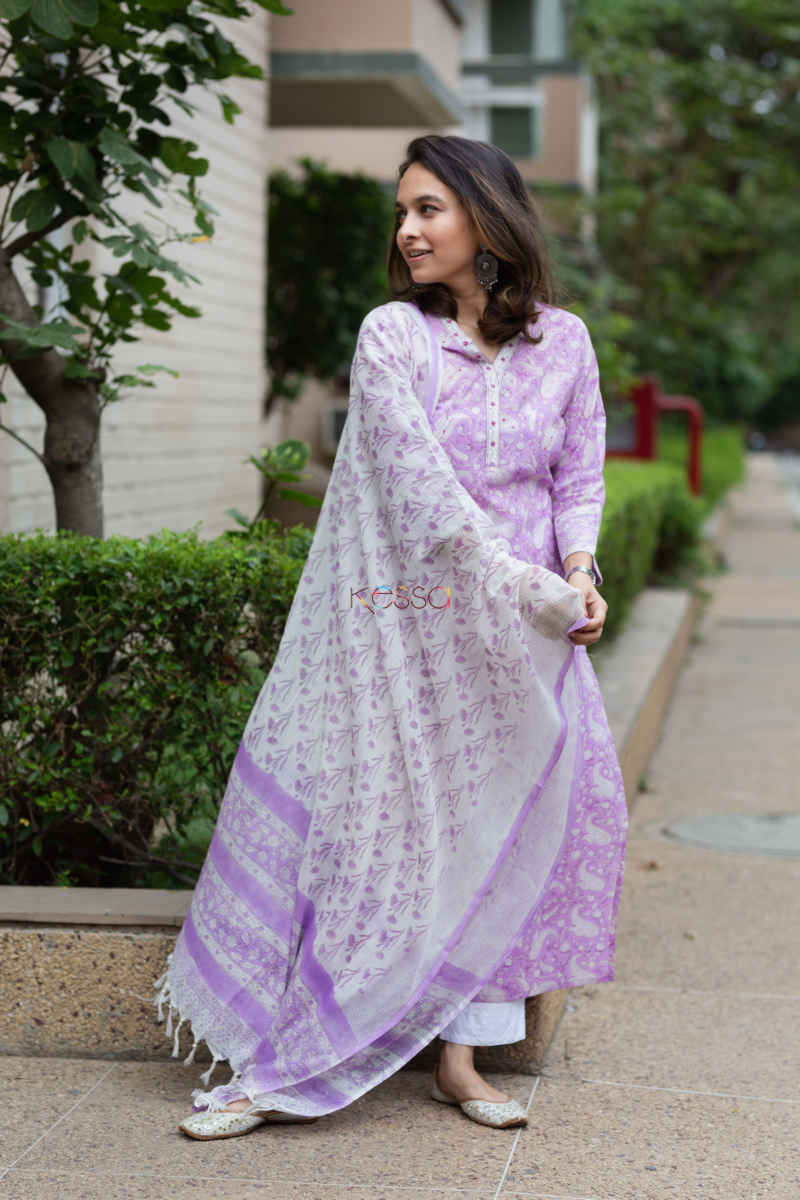 Image for Kusvaa Wsr204 Mushk Kurta Dupatta Set With Hand Block Print Look 1