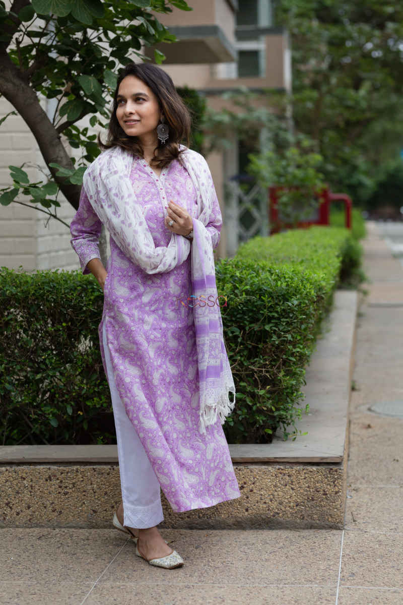 Image for Kusvaa Wsr204 Mushk Kurta Dupatta Set With Hand Block Print Side