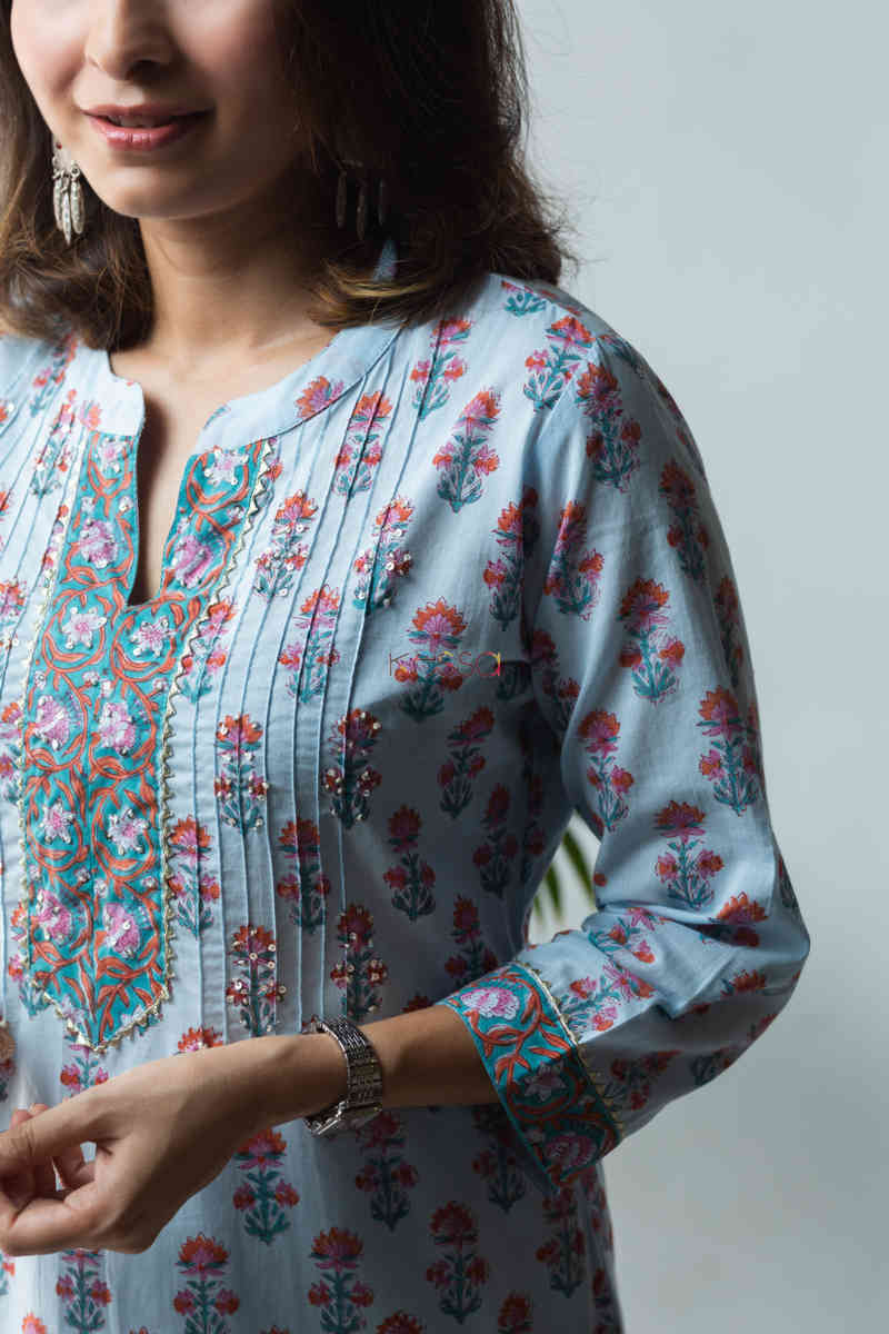 Image for Kusvaa Wsr209 Khawbeeda Kurta With Hand Block Print Sleeves